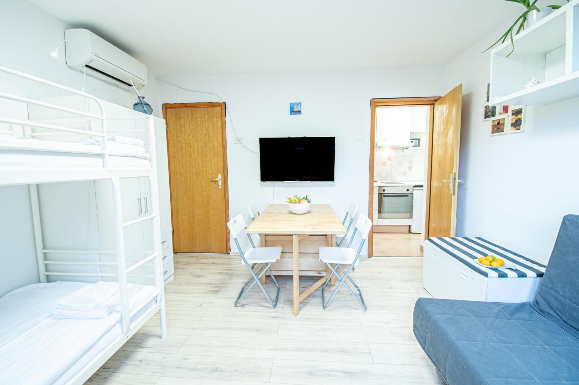 Umag Center Apartment Parking By Rentistra Exteriér fotografie